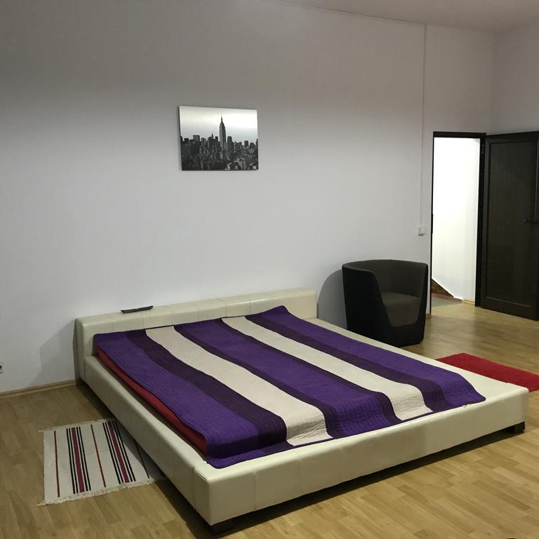 Central Park Studios Bucureşti Ngoại thất bức ảnh