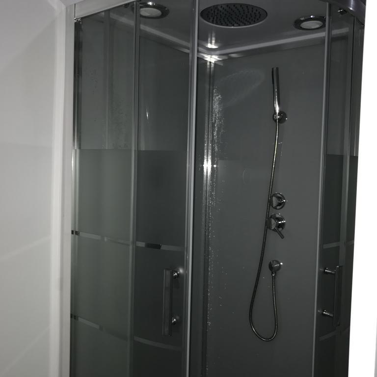 Central Park Studios Bucureşti Ngoại thất bức ảnh