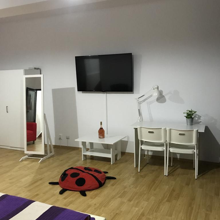 Central Park Studios Bucureşti Ngoại thất bức ảnh