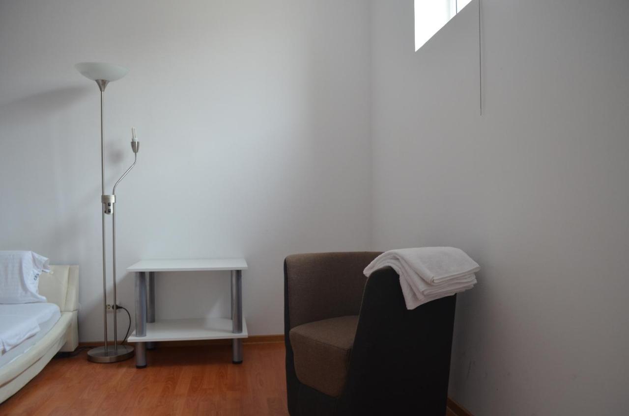 Central Park Studios Bucureşti Ngoại thất bức ảnh